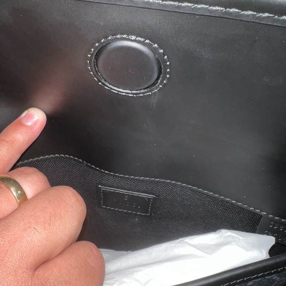 Authentic Gucci GG Black Belt Bag - Picture 3 of 3